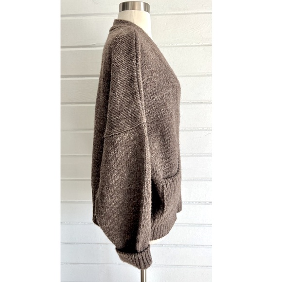 BABAA Cardigan No. 17 in Oak - Picture 5 of 12